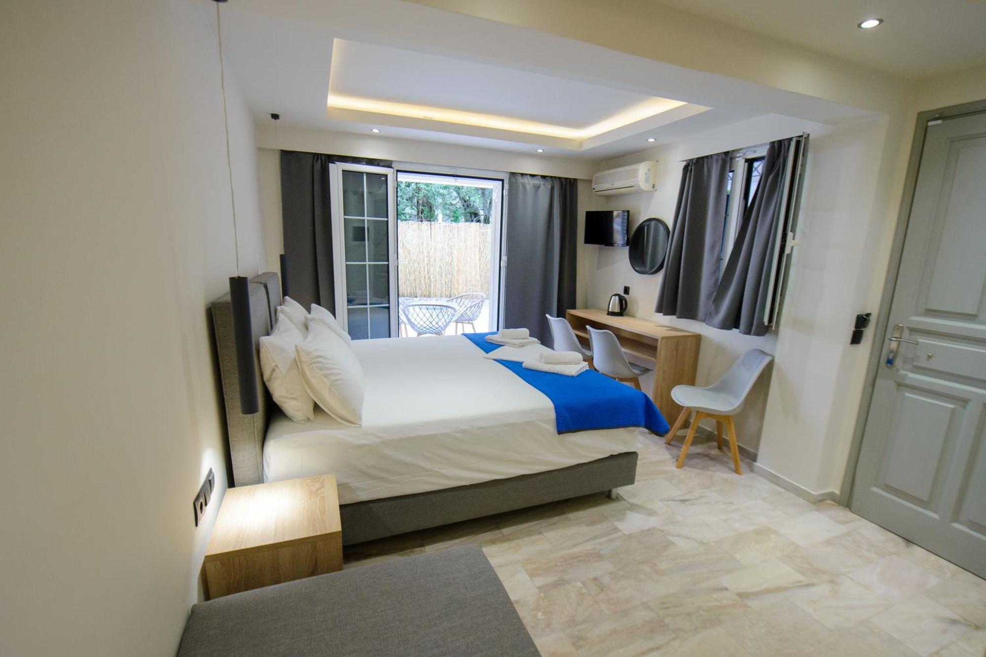 Saint Spiridon Hotel apartamentowy Kassiopi